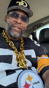 My GT Shooting Guard! Jon Barry stopped by Mercedes of Buckhead to say  hello! Love brother!