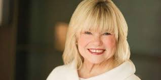 Austin Realtor ensures her clients give their properties a standing ovation 