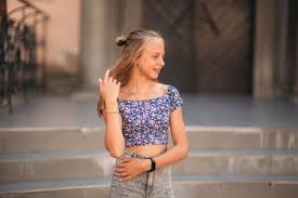 Maybe you would like to learn more about one of these? 512 816 Teenager Girls Lizenzfreie Bilder Und Fotos Kaufen 123rf
