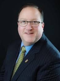 Alec Starr's Instagram, Twitter & Facebook