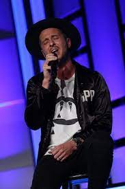 Ryan Tedder Performs Tribute To Chris Cornell Look To The Stars