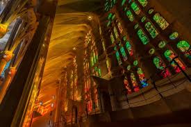 Последние твиты от la sagrada família (@sagradafamilia). 137 Years Of Barcelona S Architectural Brilliance La Sagrada Familia Villanovo