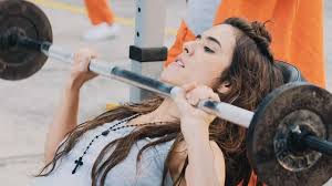 La segunda temporada de la reina del flow fue estrenada el lunes 26 de abril por caracol televisión en colombia, a las 9:00 pm (hora local). The Queen Of Flow Season 2 Release Date Cast Renewed Or Canceled