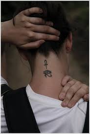 While tattoos on the neck in men are meant to make a show of their masculinity, such tattoos for women need to be delicate and feminine as they are a visible feature of one's personality. 40 Small And Sexy Neck Tattoos For 2016 Bored Art