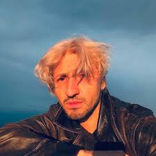 Does anybody have a 2024 East signed tour program that they'd be willing to  sell? Cheers! 😎🤘🏼🤘🏼