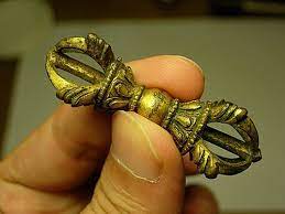 Vajra (ヴァジュラ, vajura?) is a weapon appearing in the vedic mythology of ancient india. é‡'å‰›æµ è—å‚³ä½›æ•™çš„æ³•å™¨ å„'é›…å°ç«™ å°±æ„›æ²ˆæµ¸ç¾Žå¥½äº‹ç‰© éš¨æ„çª©xuiteæ—¥èªŒ