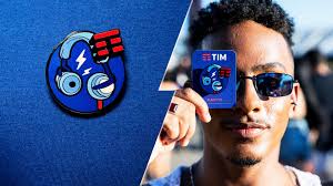 TIM distribui broche que bloqueia celulares perdidos no Carnaval • B9