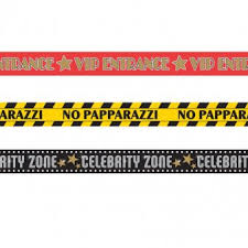 Von den nun nostalgischen zukunftsvisionen vergangener zeiten über die bekannten filme und serien aus kino und fernsehen bis hin zu heutzutage futuristischen ideen außerirdischer besucher aus pappe. Stars Sternchen Mottoparty Deko Und Geschenke Aus Dem Bereich Film Und Fernsehen Tv