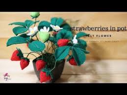 Strawberries Felt In Pot Tutorial Cara Membuat Strawberri Dari Kain Flanel Youtube Bunga Kain Tenun Kain Flanel Kerajinan Kain Flanel