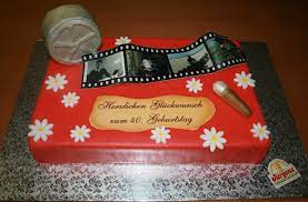 Jennas kuchen film 2007 ~ jennas kuchen ein film von adrienne shelly mit keri russell nathan fillion inhaltsangabe jenna keri russell ist kellnerin in einem piediner in einer amerikanischen. Torte Film Backerei Konditorei Jurgens Aus Wardenburg Backerei Konditorei Jurgens