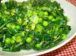 Braised Spinach Leeks And Peas Spinach Leeks Veggie Side Dishes
