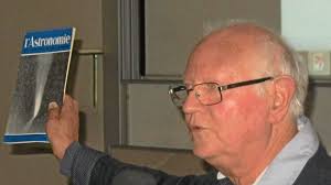 La médiathèque a la tête dans les étoiles