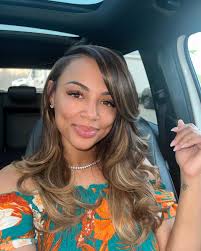 Occupation: Truck driver 🚛 Age: 43 years old 💕🥰 Origin: United Kingdom  🇬🇧 (London) Height: 1m82 (hope you like it) Status: I've been single for  a long time 😪