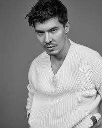 Lewis tan was born on feburary 4, 1987 to a singaporean father and english mother in manchester, england. Lewis Tan Steps Into The Role Of A Lifetime In The Mortal Kombat Movie Reboot