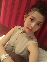 Nhan sắc cô gái khiến Phạm Hương, Lan Khuê ghét nhau ra mặt