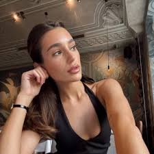 Alison Barry 💖 (@pinomanjuuuu)