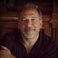 Christopher Epting's Instagram, Twitter & Facebook