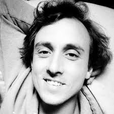 Calling all witches and warlocks! Join our spooktacular annual Witch Paddle  TOMORROW morning! Come cackle 🧙‍♀️and brew 🔮 around the magical Santa  Barbara harbor with us! Bring your 🧹 broomsticks, hats, 🎩