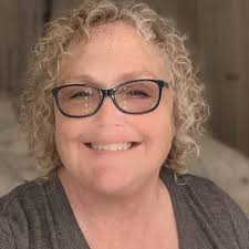 Tammy Lewallen's Instagram, Twitter & Facebook