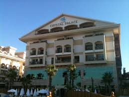 Crystal palace luxury resort & spa has a warm atmosphere with its outstanding architecture and lays side's unique landscape in front of your eyes with its sandy beach. Pool Side View Bild Von Crystal Palace Luxury Resort Spa Colakli Tripadvisor