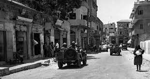 شارع البوسطة في البلد القديمة من الشمال للجنوب عام 1969 غزة فلسطين street view street scenes