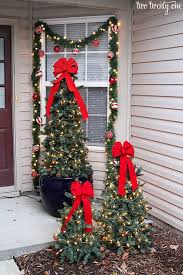 Christmas Front Porch Porch Christmas Lights Decorating With Christmas Lights Holiday Decor Christmas