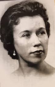 Hillary Atkinson's Instagram, Twitter & Facebook