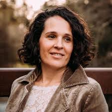 Jennifer Cato's Instagram, Twitter & Facebook