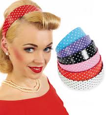 Alexander mcqueen war einer der umstrittensten und kreativsten modemacher der vergangenen 20 jahre. Hute Kopfbedeckungen 50er 60er Jahre Haareifen Rockabilly Haarschmuck Pink Gepunktet Polka Dots Kleidung Accessoires Sticisce Sredisce Si