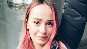 Bu profilde buse yildirim hakkında ayrıntılı bilgileri inceleyebilirsiniz. Buse Yildirim Kimdir Ntv Nin Guzel Sunucusu Yorum Guncel