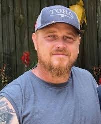 Thomas Savell's Instagram, Twitter & Facebook