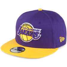 Vintage los angeles lakers la sports specialties black snapback hat cap magic. New Era 9fifty L A Lakers Snapback Cap Nba Team Lila Gelb Bei Huteundmutzen De