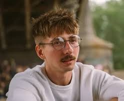 Mark R Camus (@MarkRCamus)