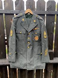 Vintage Us Army Uniform Tropical Ag 344 Vietnam Era Patches Etsy In 2020 Us Army Uniforms Army Uniform Us Marines Uniform