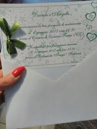 Partecipazioni nozze, inviti e bomboniere per le tue nozze da sogno, anche con iniziali busta e scopri anche le nostre partecipazioni per la prima comunione di tuo figlio! Partecipazione Primo Anniversario Matrimonio Nozze Di Carta Come Festeggiare 1 Anno Di Matrimonio Regalo Primo Anniversario Idee Regalo Anniversario Matrimonio Regalo Primo Compleanno Regalo 25 Anniversario Regalo Anniversario