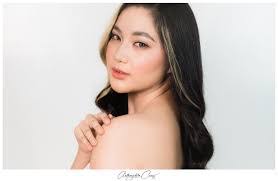 Vanessa Domingo's Instagram, Twitter & Facebook