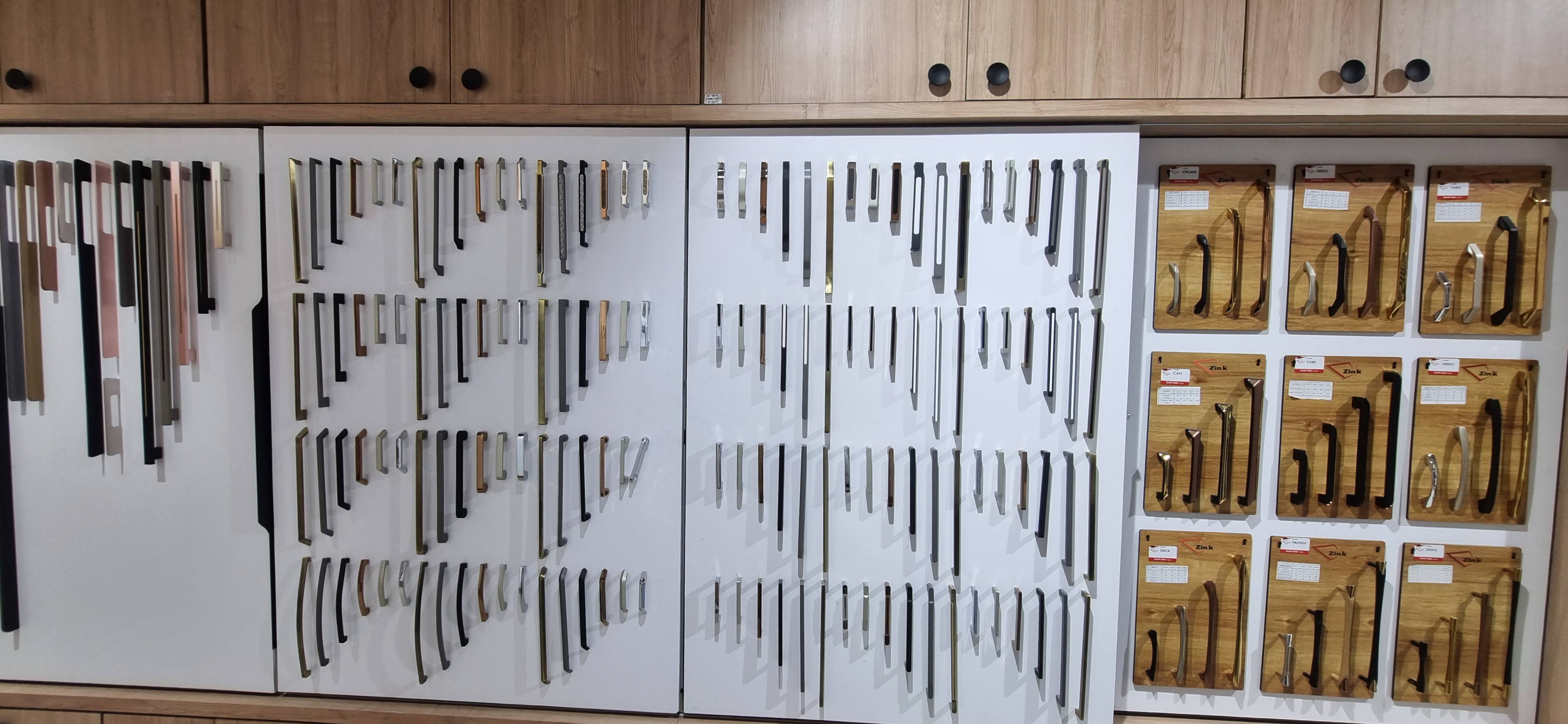 CABINET HANDLE product image