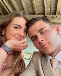 Robert Yates (@robertmyates) · Instagram photos and Reels