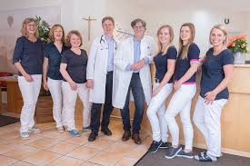 Doctor (title), a person who has obtained a doctoral degree or a courtesy title for a medical practitioner. Home Gemeinschaftspraxis Dr Wienert Dr Eder