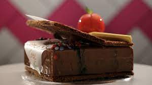 Kuvahaun Tulos Haulle Zumbos School Desk Cake Zumbo S Just Desserts Desserts Layered Dessert Recipes