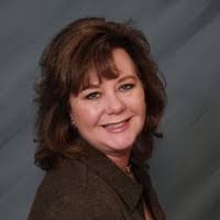 Shelly Oakley's Instagram, Twitter & Facebook