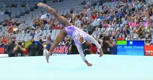 Simone biles, the american gymnastics star, has pulled out of the team competition at the tokyo olympics, according to carol fabrizio, a u.s.a. A Clip In Extreme Slow Motion Shows Every Detail Of Simone Biles S Amazing Triple Double Colossal