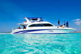 See more of kereta sewa labuan on facebook. One Day Tour Labuan Bajo With Speed Boat By East Cruise Komodo Harga Promo Tiket Com