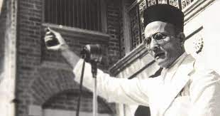 Savarkar, hücresel hapishane, andaman ve nicobar adaları'na geldikten bir ay sonra 30 ağustos 1911'de savarkar bir sonraki merhamet dilekçesini 14 kasım 1913'te sundu ve şahsen vali genel. Rajasthan Savarkar Will No Longer Be Described As Brave Revolutionary In School Textbooks