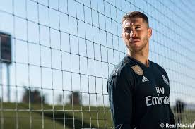 Real madrid home jersey 2018/2019. Real Madrid Officially Unveil 2018 19 Home And Away Kits Managing Madrid