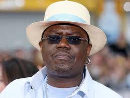 El actor Bernie Mac fallece de una neumonía