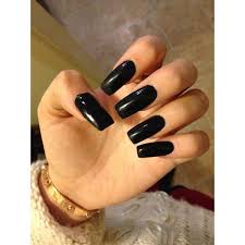 We love the light marble with the black color, it looks so chic. Pin By One Stop Beauty On Nails Square Nails Squoval Acrylic Nails Nails Inspiration