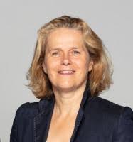 Sophie Schmitt's Instagram, Twitter & Facebook