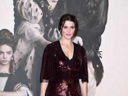 Fiecare revelion este un moment de schimbare și împlinire a dorințelor, iar pregătirea pentru această sărbătoare merită toată atenția. Rochii De Revelion Ce SÄƒ PorÈ›i Pentru Revelionul 2019 ModÄƒ Moda De La A La Z Eva Ro