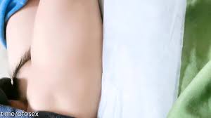 骚宝推油SPA】，男技师偷拍良家，32岁少妇，大白臀圆润诱人，情到浓时激情插入，爽得抽搐阵阵- EPORNER